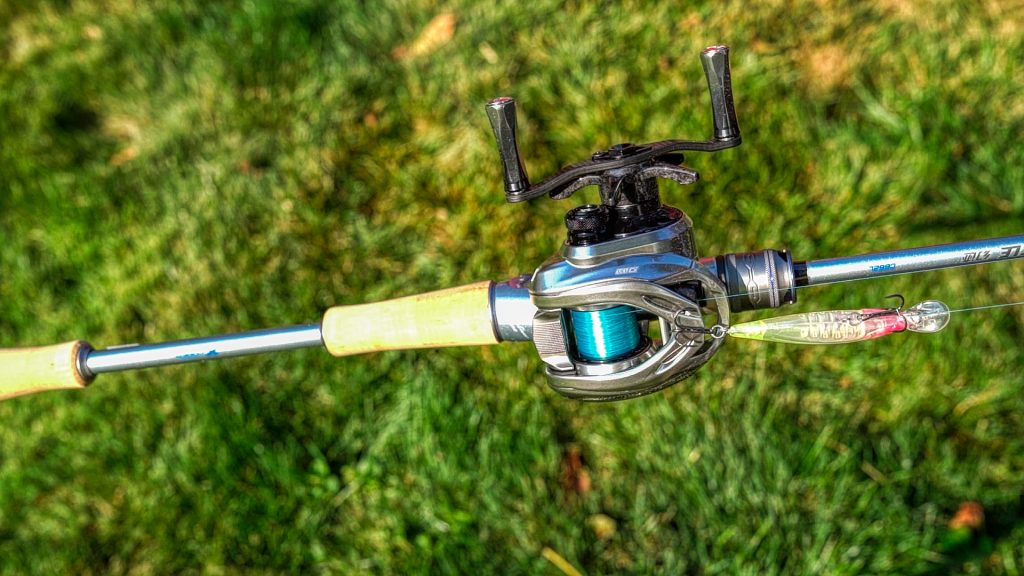 2024 Best Bait Finesse Combo: Pure Lure Silver Feather Reel with Handing Miracle Bass Rod