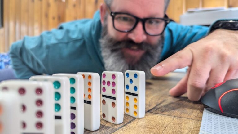 setting goals is like setting up dominoes